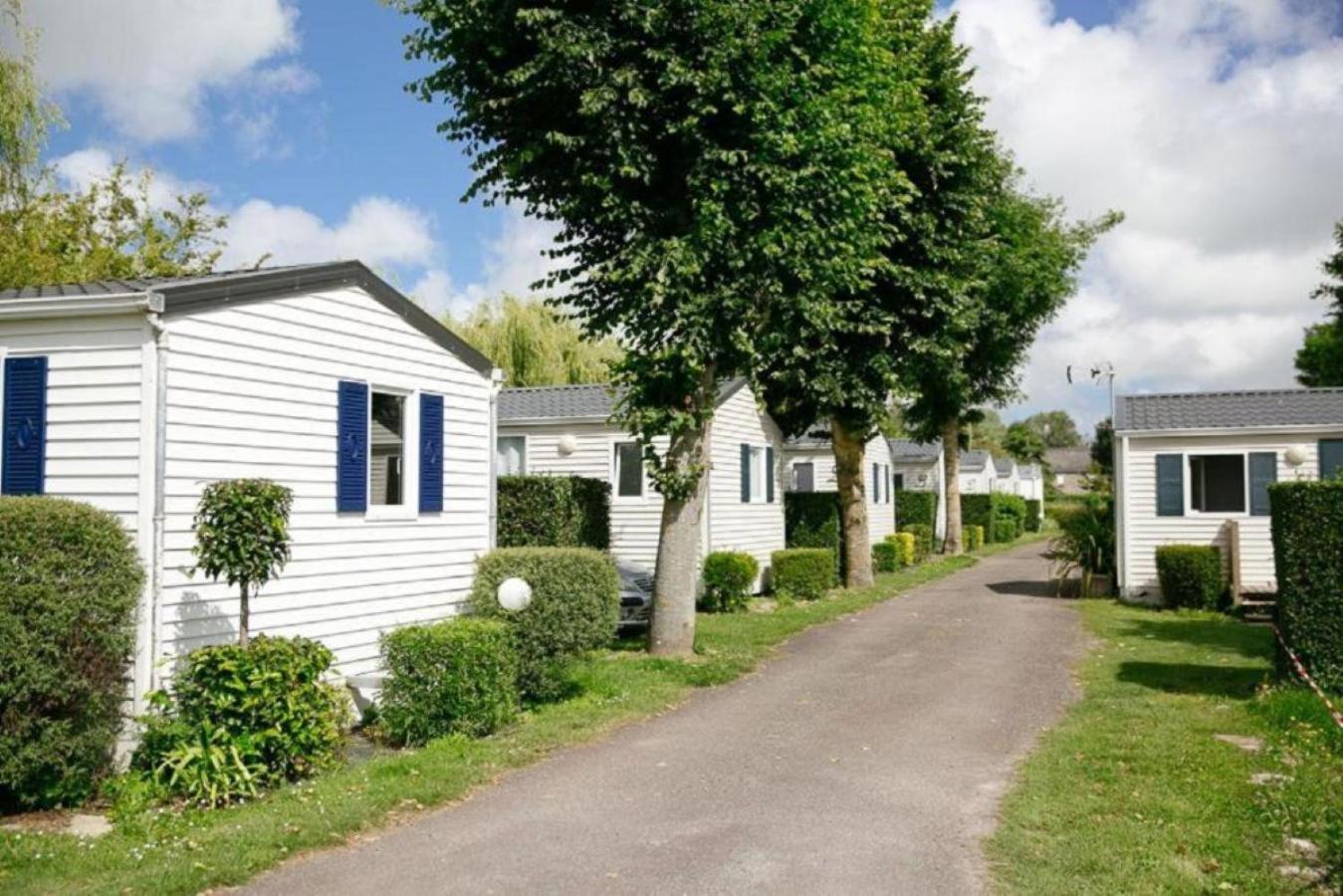 Camping Haliotis Pontorson Exterior foto