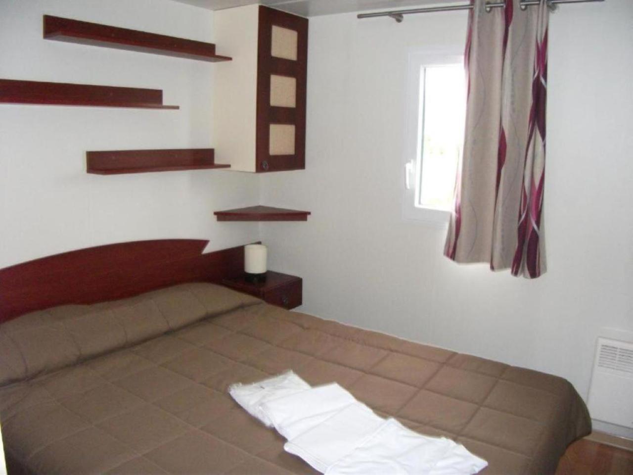 Camping Haliotis Pontorson Cameră foto